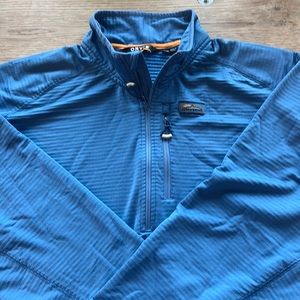 Orvis Horseshoe Hills 1/4 Zip Fleece built for performance on any adventure.